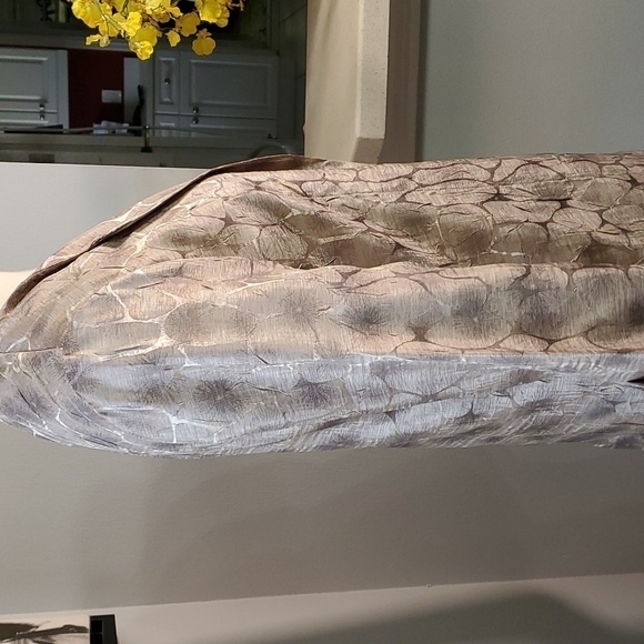 Chico's open jacket. Shiny silk fabric. Cuff sleeves. Size‎ O (8) Great u… - Picture 4 of 10